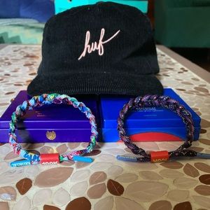 Hat and Bracelet package
